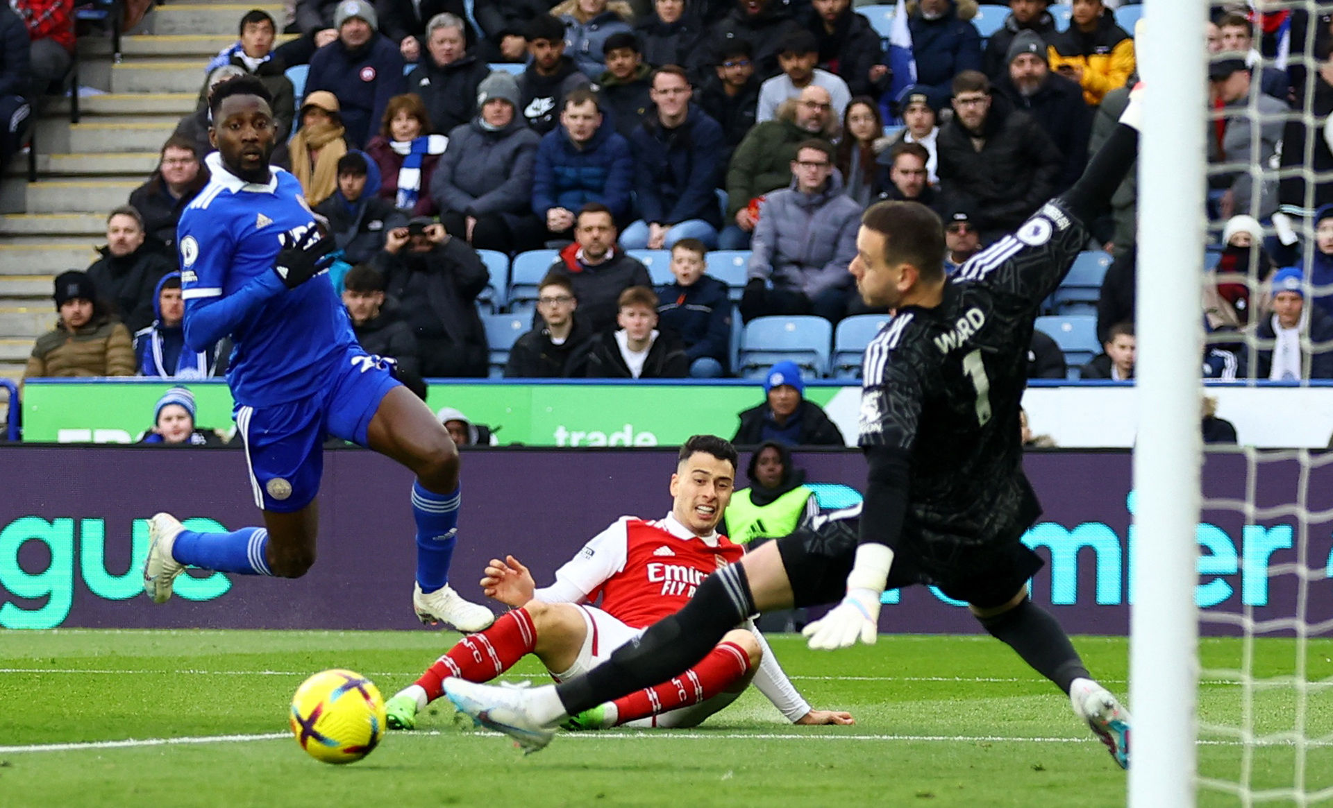 这使他在西 这使他在西